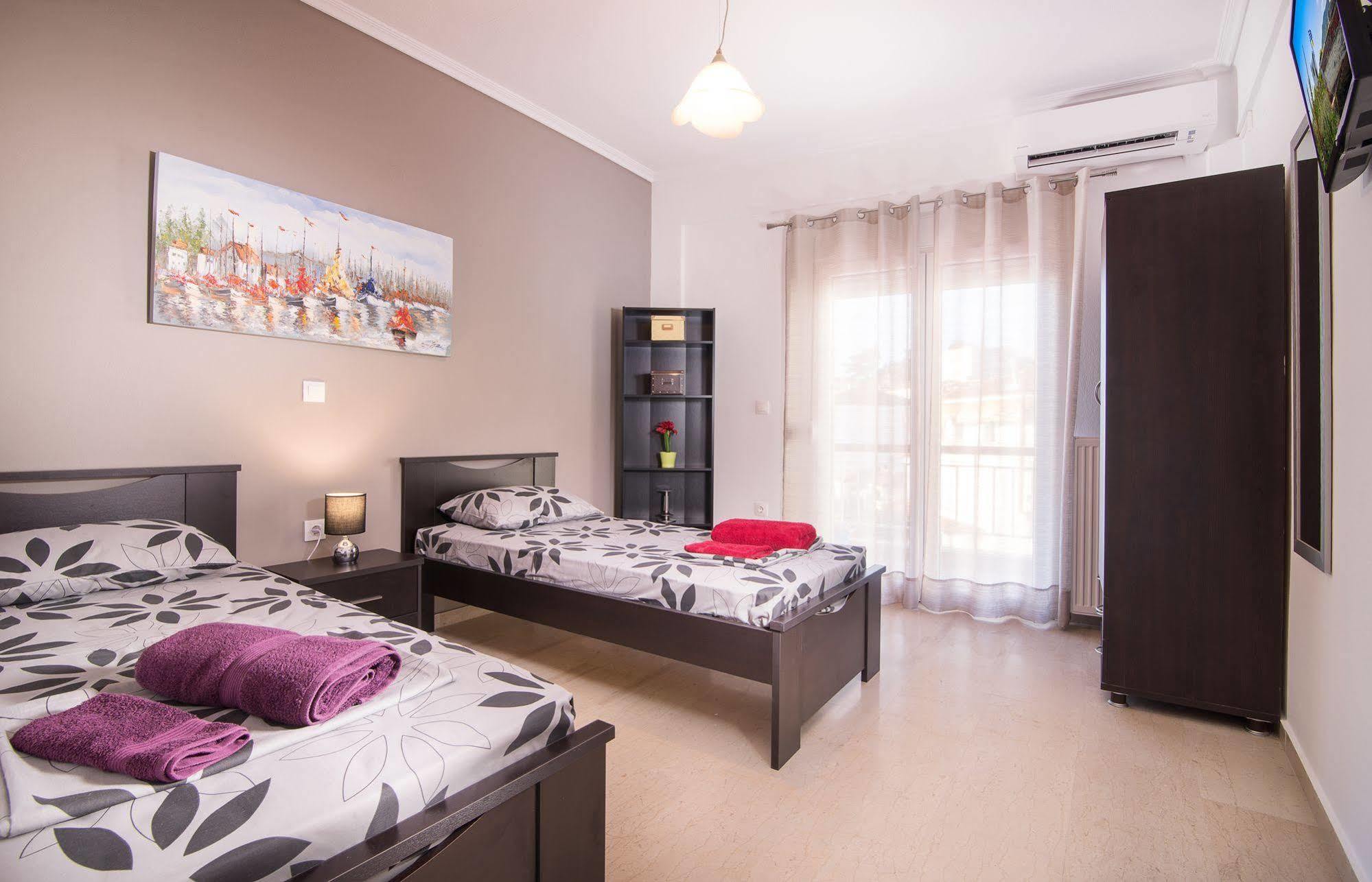 Michalis Apartments Polýgyros Exterior foto